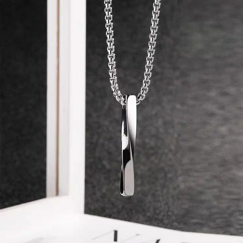 Personality Titanium Steel Necklace Hip Hop Simple Long Pendant Sweater Chain display picture 2