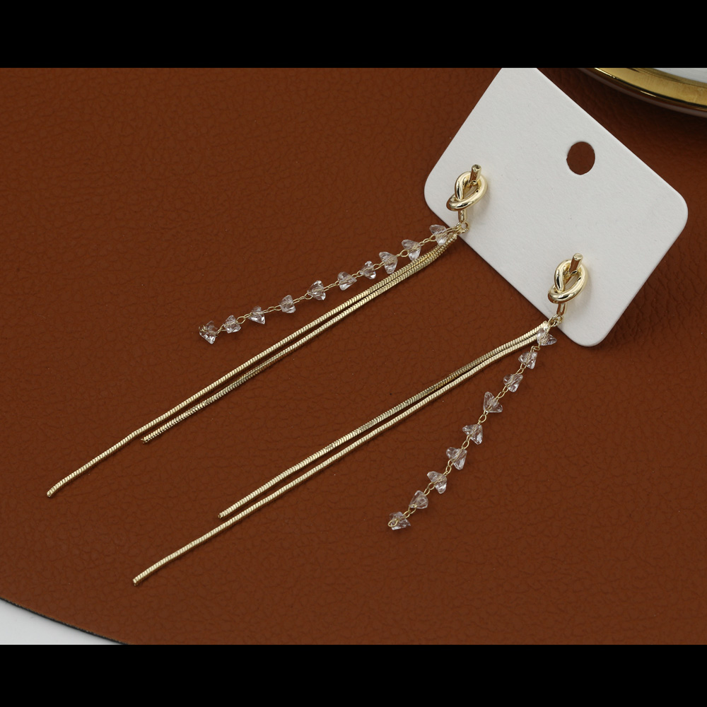 Fashionable Simple Classic Tassel Inlaid Zircon Copper Earrings display picture 1