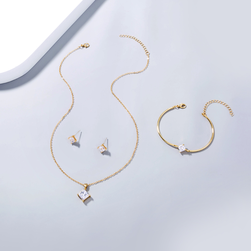 Simple Style Design Copper Zircon Bracelet Earrings Necklace 3-piece Jewelry Female display picture 3