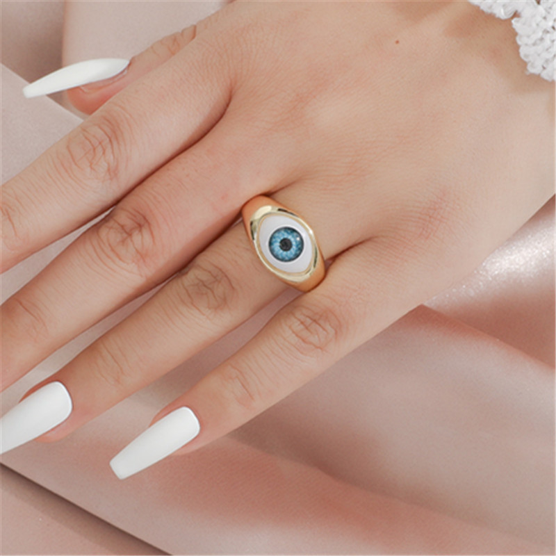 European And American Fashion New Blue Demon Eye Copper Ring display picture 1
