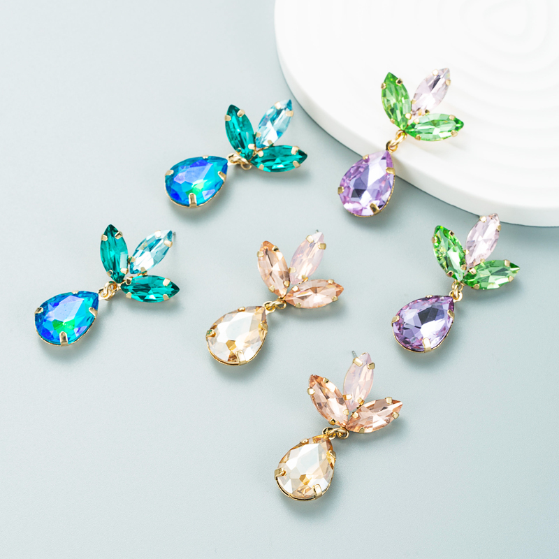 Fashion Multi-layer Drop-shaped Glass Diamond Flower Earrings display picture 2