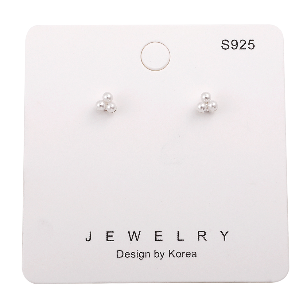 Simple Three Pearl Earrings Wholesale display picture 1
