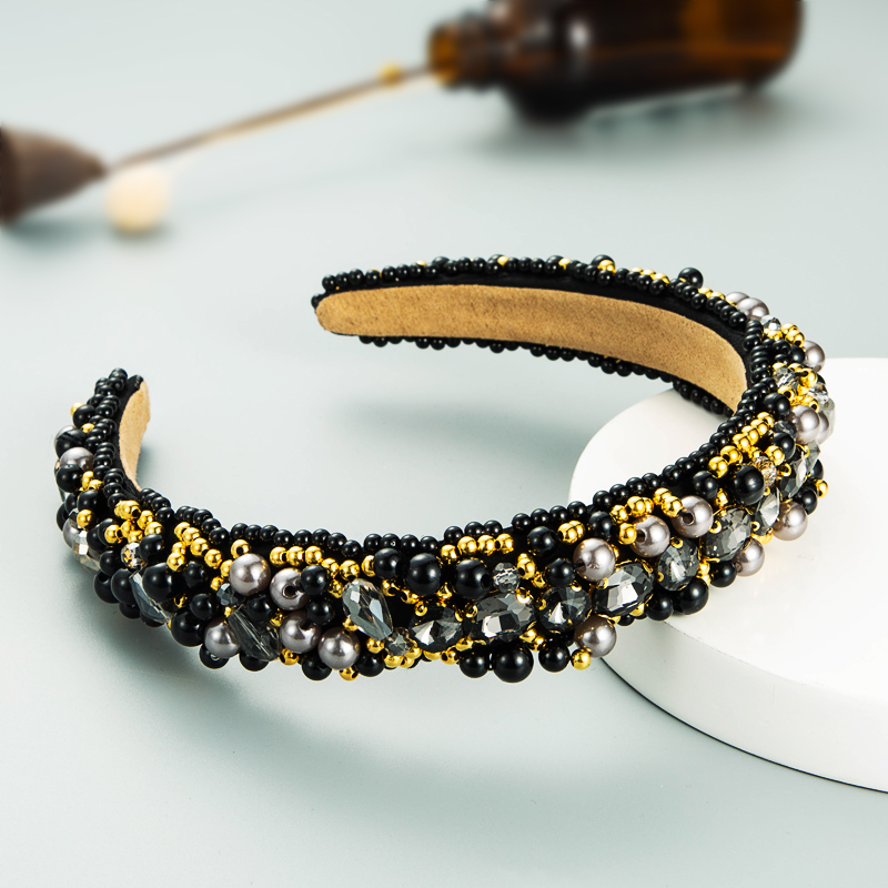 Personality Retro Baroque Hand-sewn Diamond Hairpin Headband display picture 5