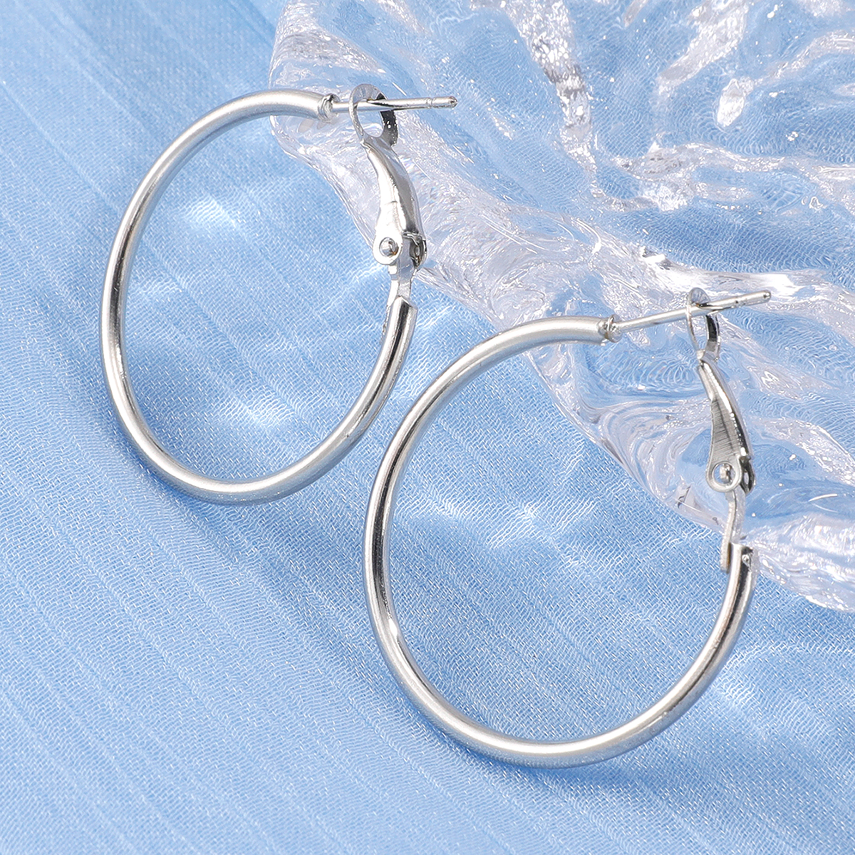 Fashion Simple Korean Style Circle Earrings display picture 3
