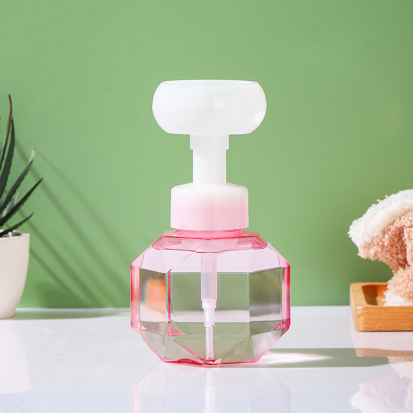 300ml Plastic Bottle Flower-shaped Bubble Hand Soap Bottle Cosmetic Dispensing Foam Bottle display picture 3