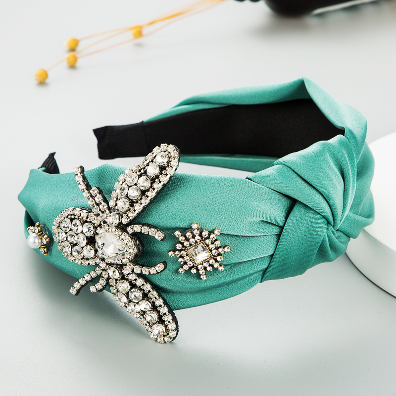Korean Fashion Pure Color Fabric Butterfly Pearl Hairband Inlaid Rhinestone Temperament Hair Accessories display picture 4