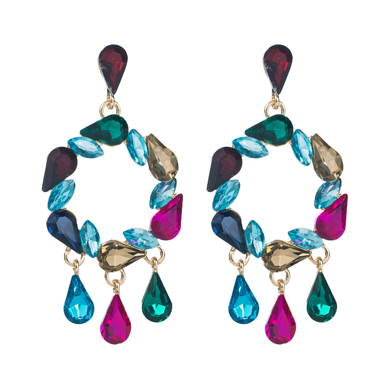 Fashion Diamond-studded Hollow Geometric Irregular Earrings display picture 8