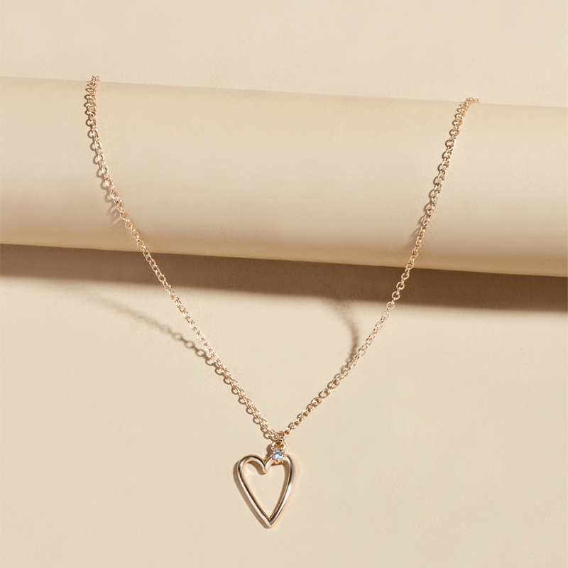Fashion Diamond-studded Peach Heart Necklace display picture 3