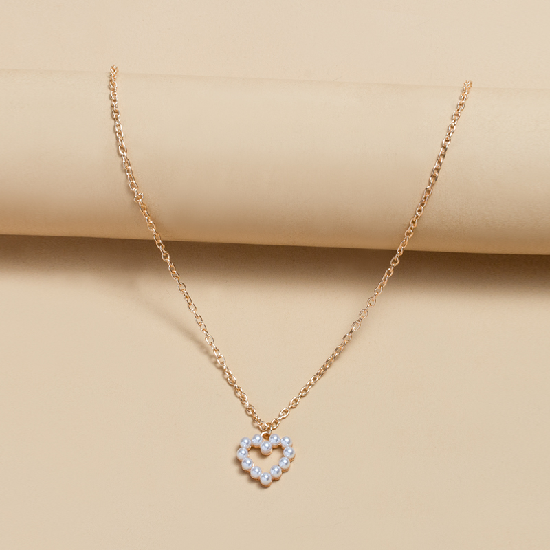 Einfacher Stil Herz Metall Künstliche Perlen Frau Halskette Mit Anhänger display picture 4