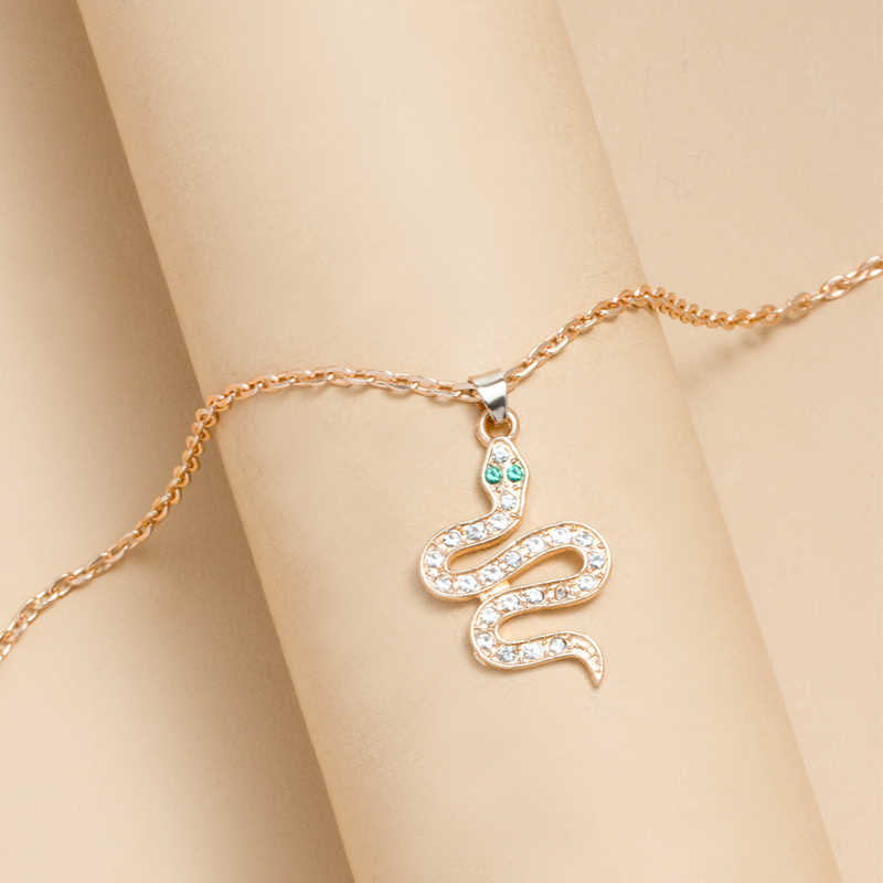 Fashion Full Diamond Snake Shape Rhinestone Necklace display picture 6