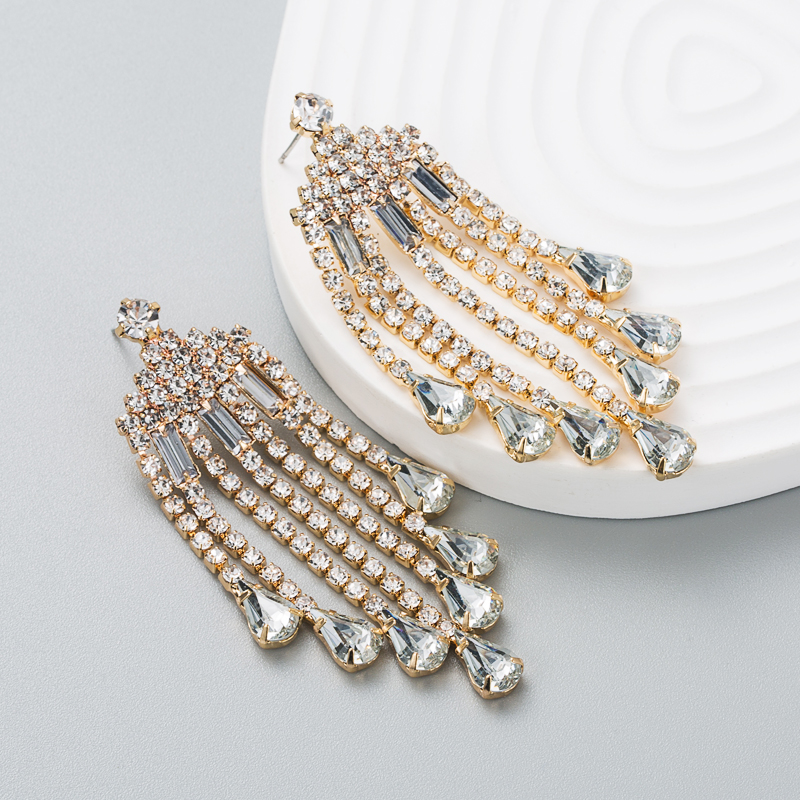 Fashion Diamond-studded Acrylic Tassel Earrings Drop Earring display picture 4