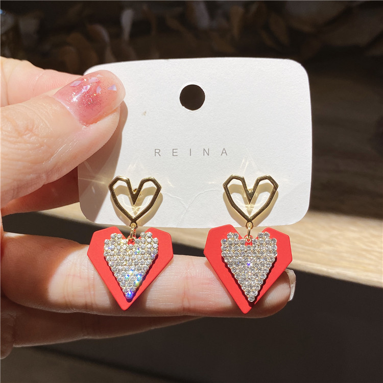 Simple Red Heart Pendant Earrings Wholesale display picture 1