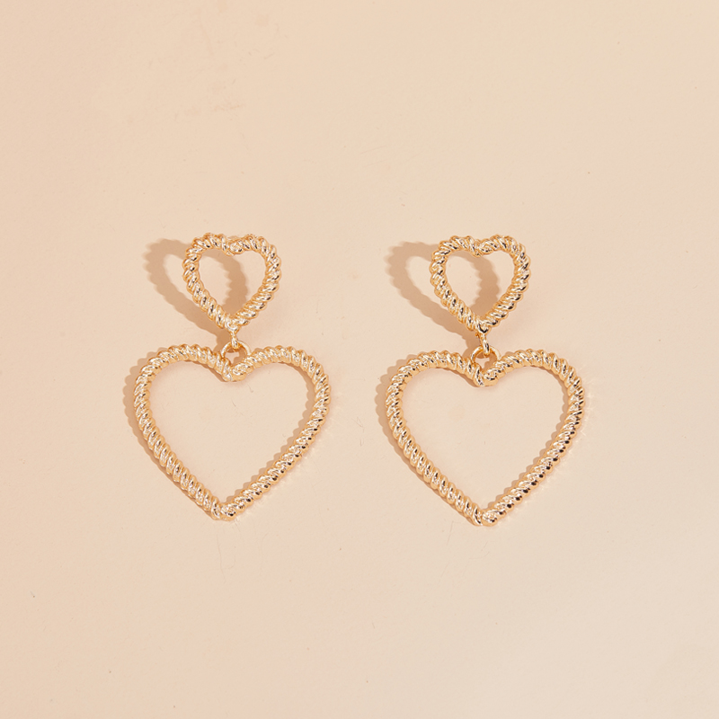 Double Heart Hollow Pendant Earrings display picture 3