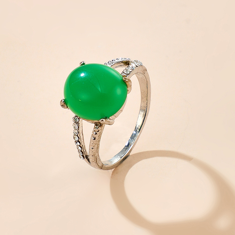 European And American Jewelry Personality Simple Green Resin Single Ring Acrylic Round Rings display picture 3