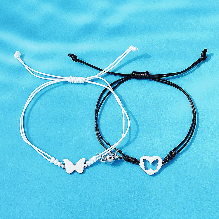 Korean Stainless Steel Couple Butterfly Bracelet Wholesale display picture 1