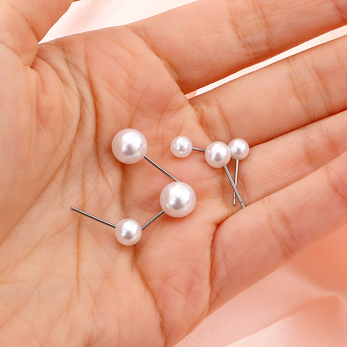 Simple Fashion 3 Pairs Of Pearl Earrings Set display picture 4