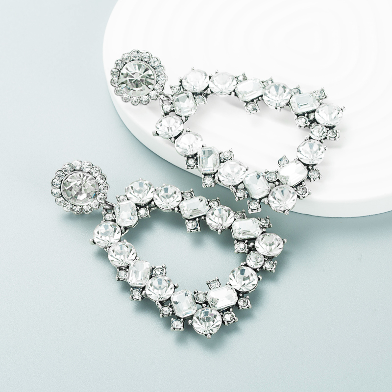 Diamond-studded Acrylic Trapezoidal Earrings Trendy Earrings display picture 3