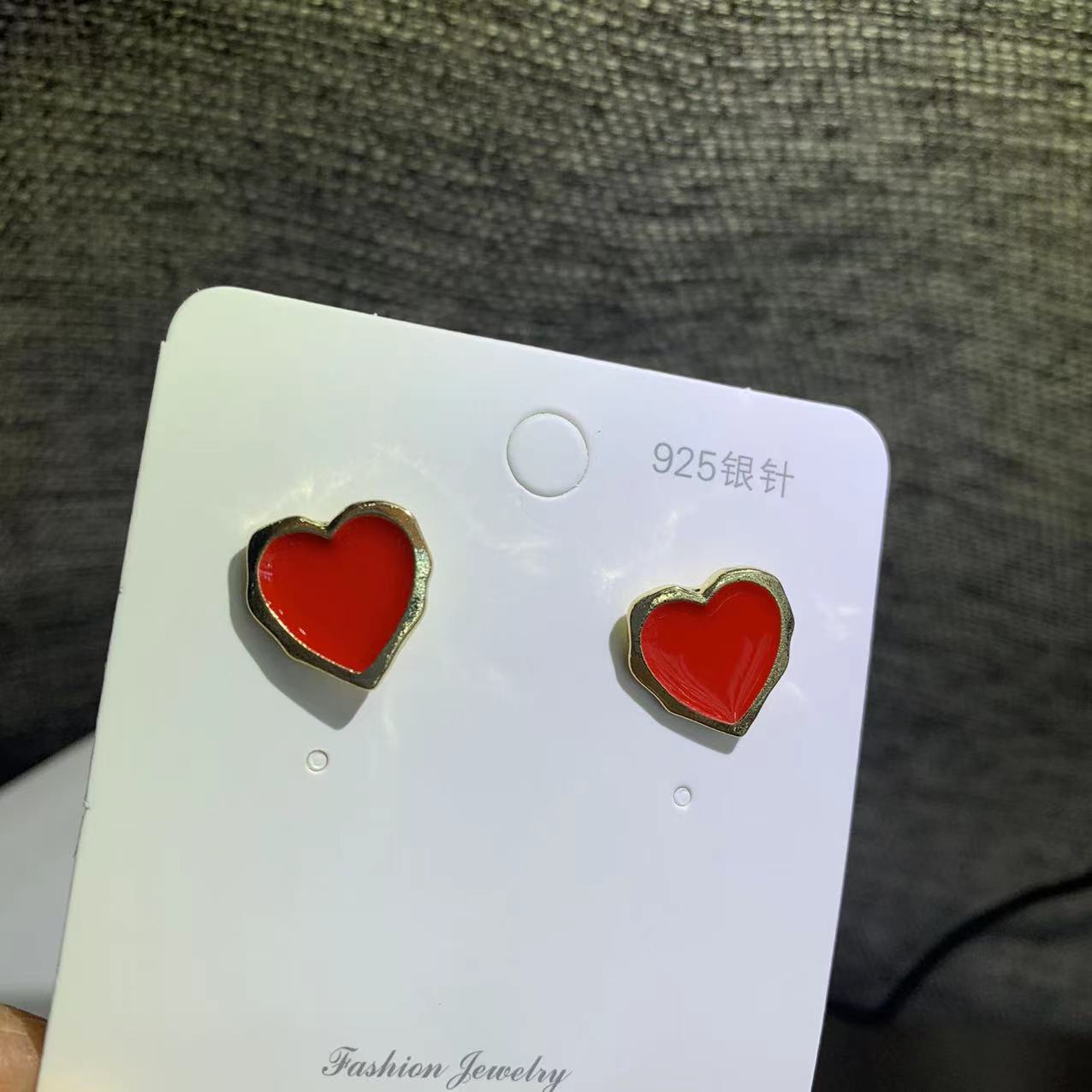Fashion Simple Heart-shaped Solid Color Earrings display picture 1
