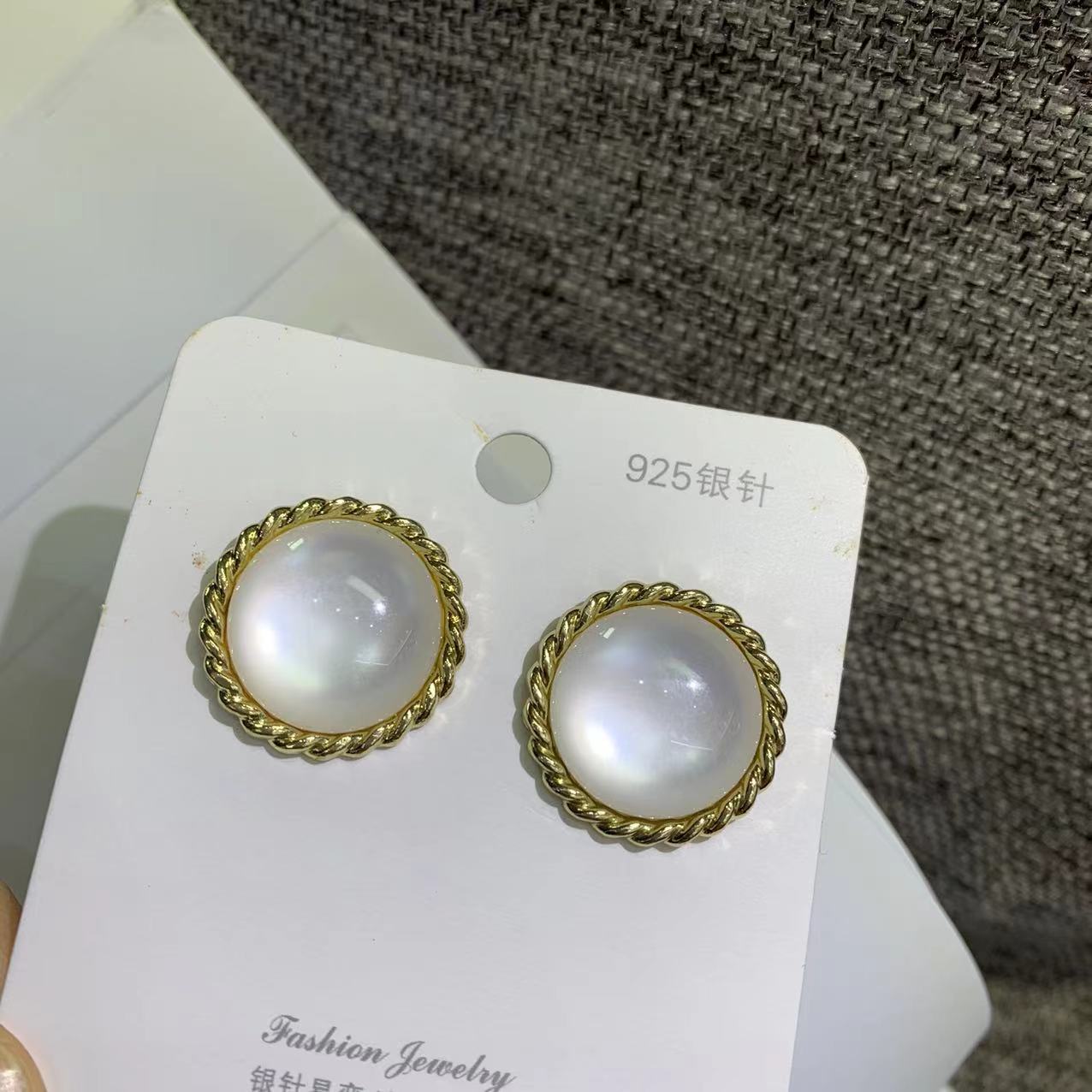 Ol Fashion Style Simple Circle Earrings Wholesale Jewelry display picture 3
