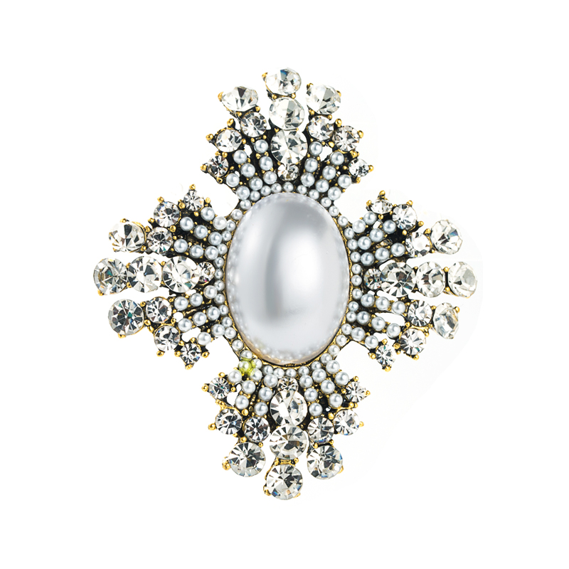 Fashion Party Corsage Trend Alloy Diamond Pearl Geometric Brooch Female Brooch display picture 6
