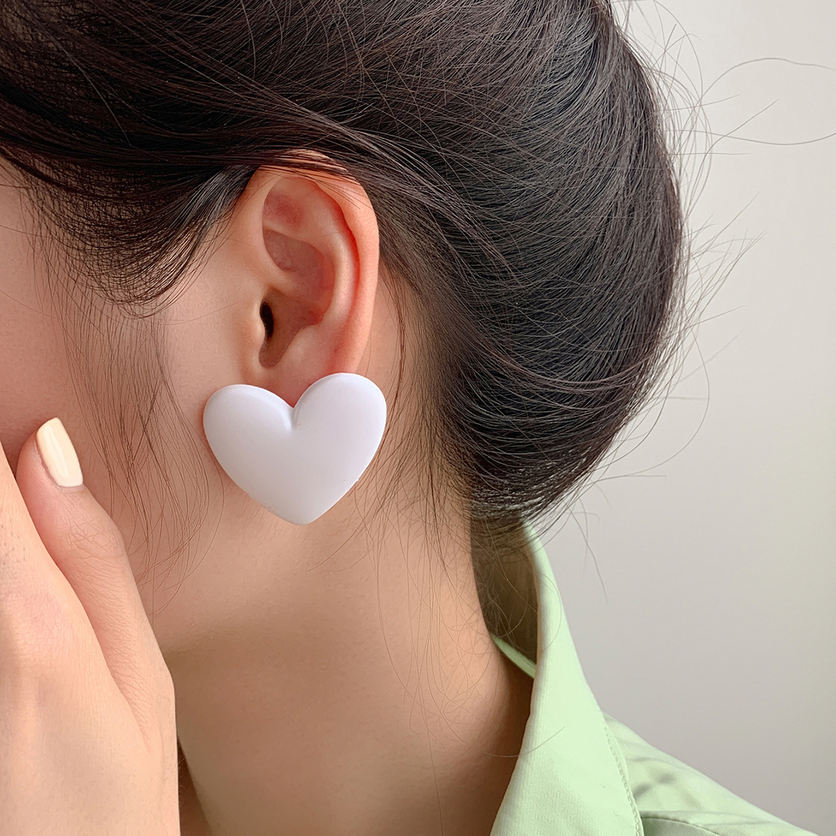 Korean Fashion Love Silver Needle Multi-color Peach Heart Earrings display picture 11