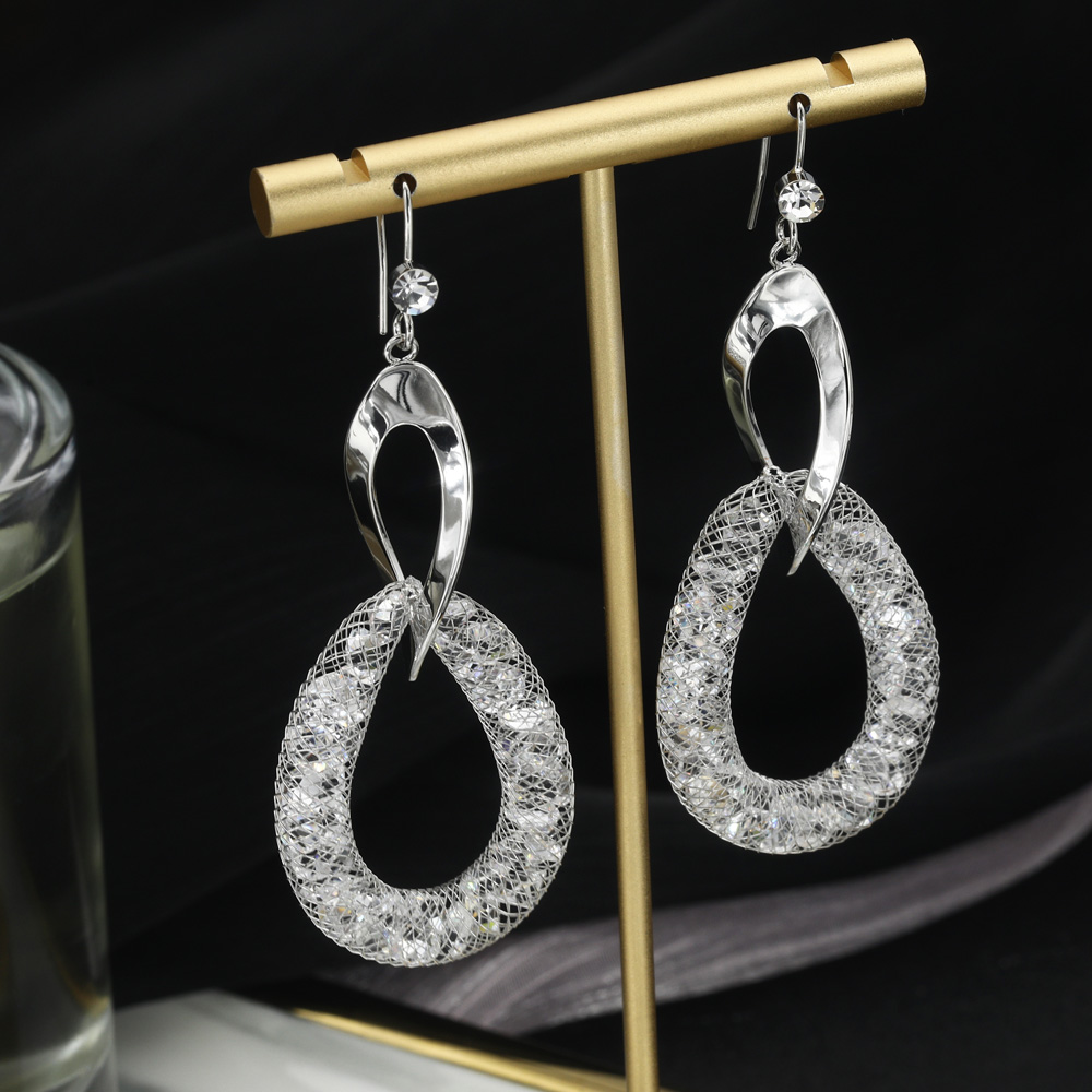 Fashionable All-match Hollow Earrings display picture 1