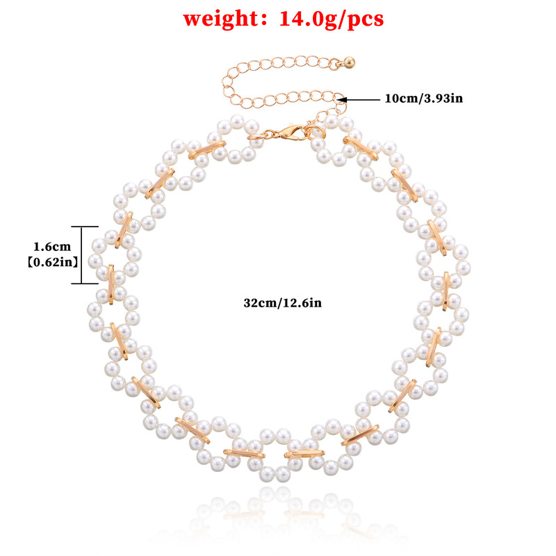 Fashion Pearl Short Love Circle Flower Necklace display picture 1