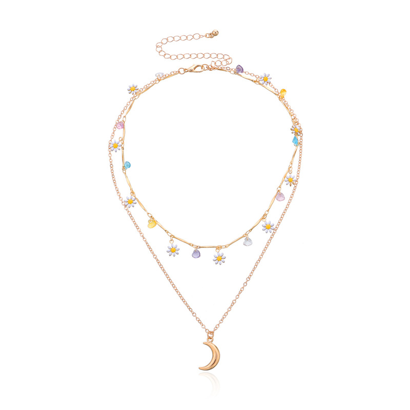 Fashion Retro Moon Pendant Flower Diamond Simple Necklace display picture 6