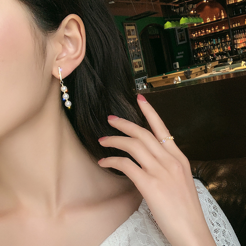 Fashion Pearl Micro Diamonds Earrings display picture 1
