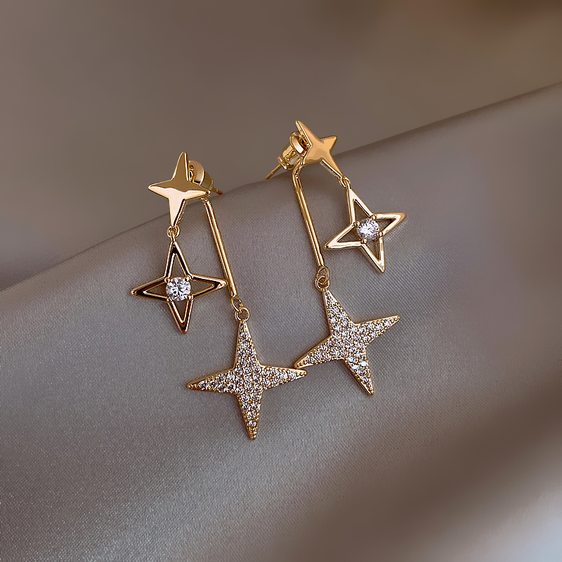 Simple Fashion Star Earrings display picture 1