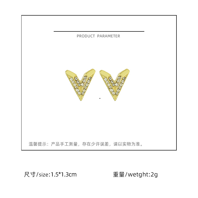 New Diamond V-letter Earrings display picture 1