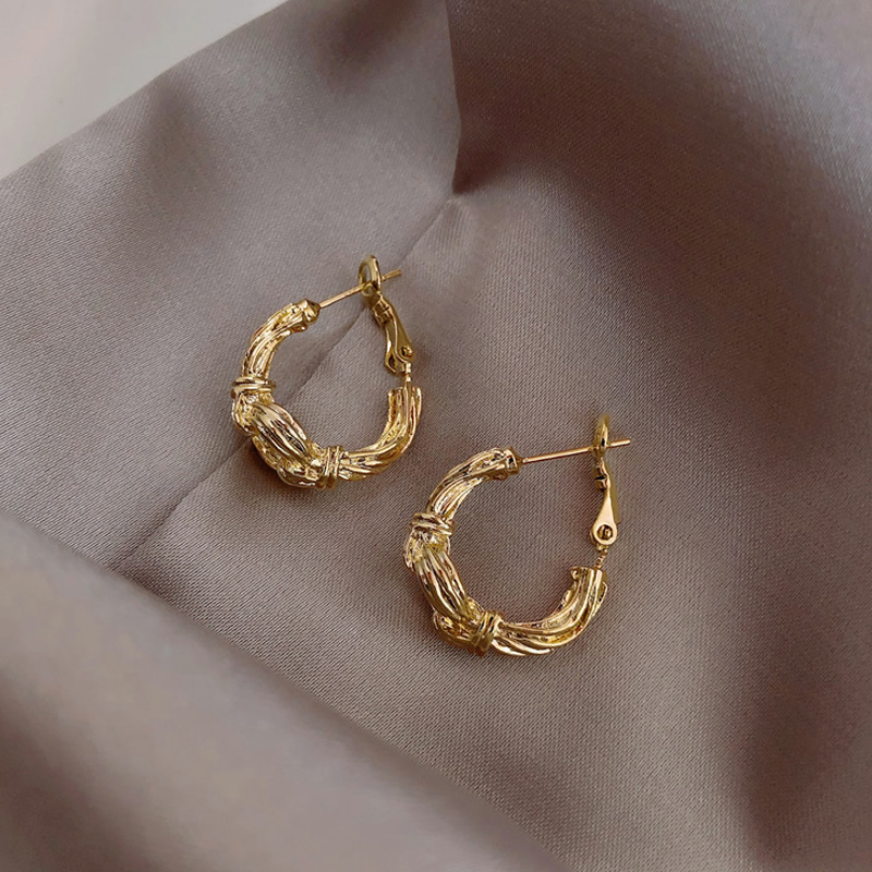 Retro New Circle Earrings display picture 1