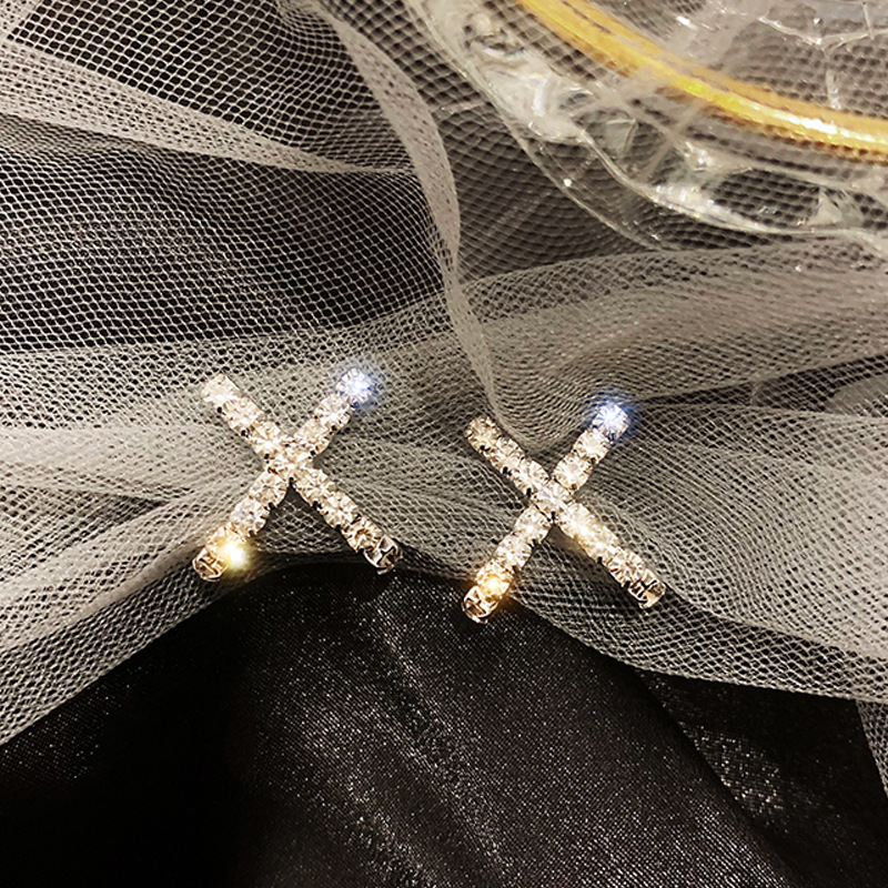 New Simple Cross Earrings display picture 2