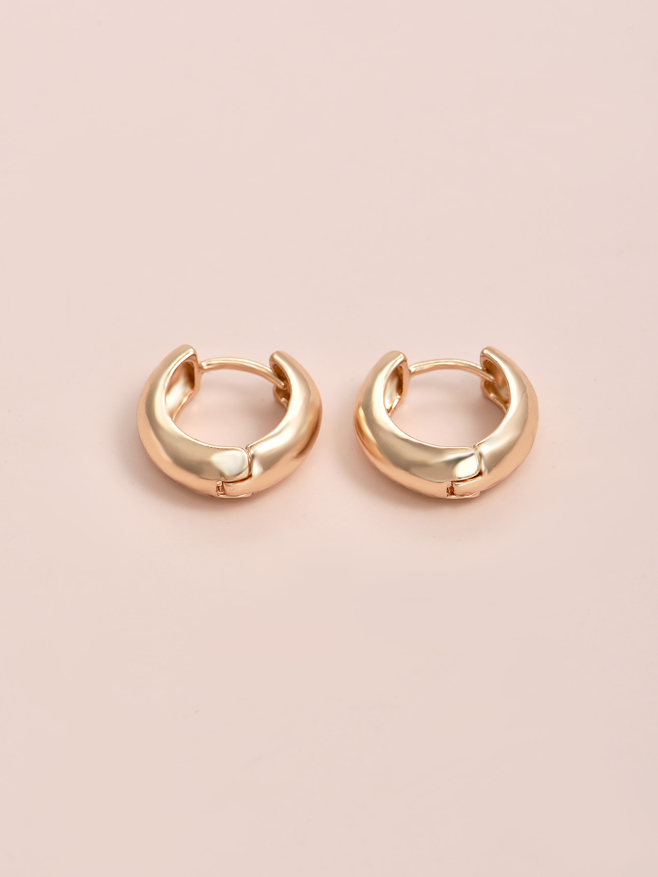 Fashion Simple Alloy Circle Earrings display picture 1