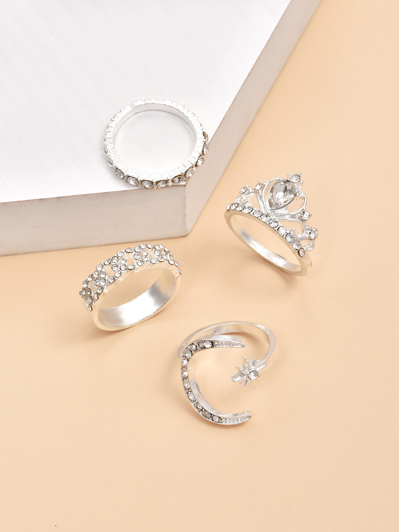 New Fashion Star Diamond Yellow Crown Ring Set display picture 3