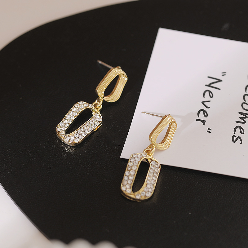 Korean Fashion Wild Diamond Geometric Earrings display picture 4