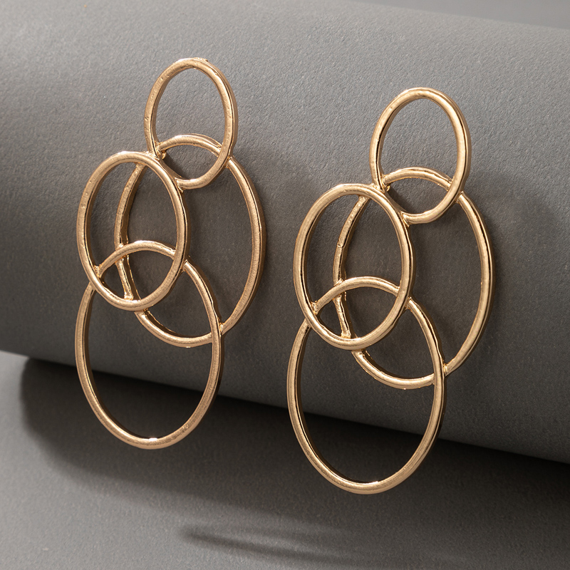 New Fashion Irregular Hollow Circle Earrings display picture 1