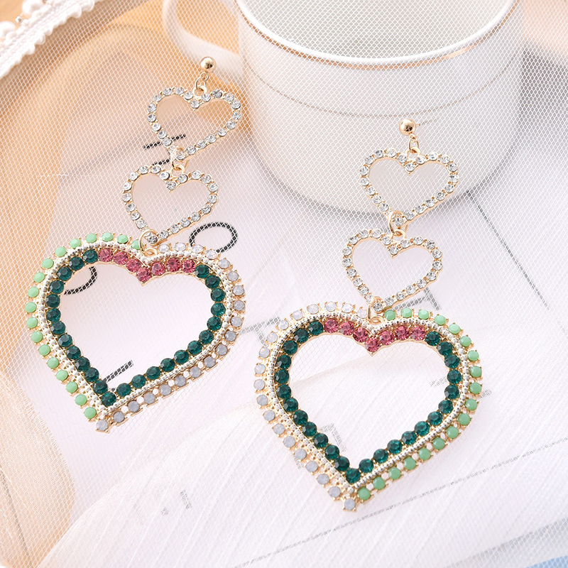 Exaggerated Heart Diamond Shiny Long Earrings display picture 2