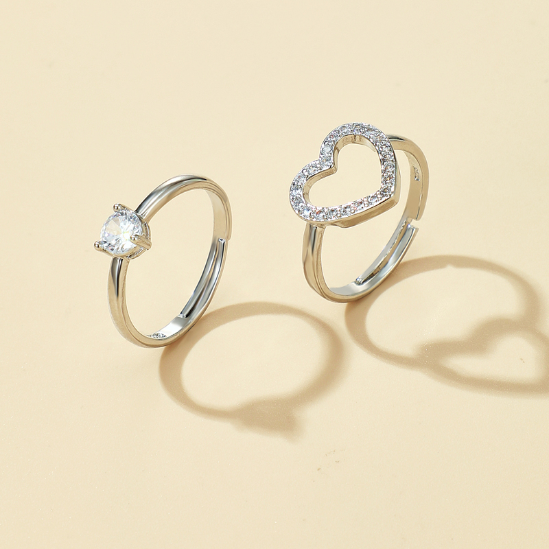 Fashion Diamond Love Ring display picture 3