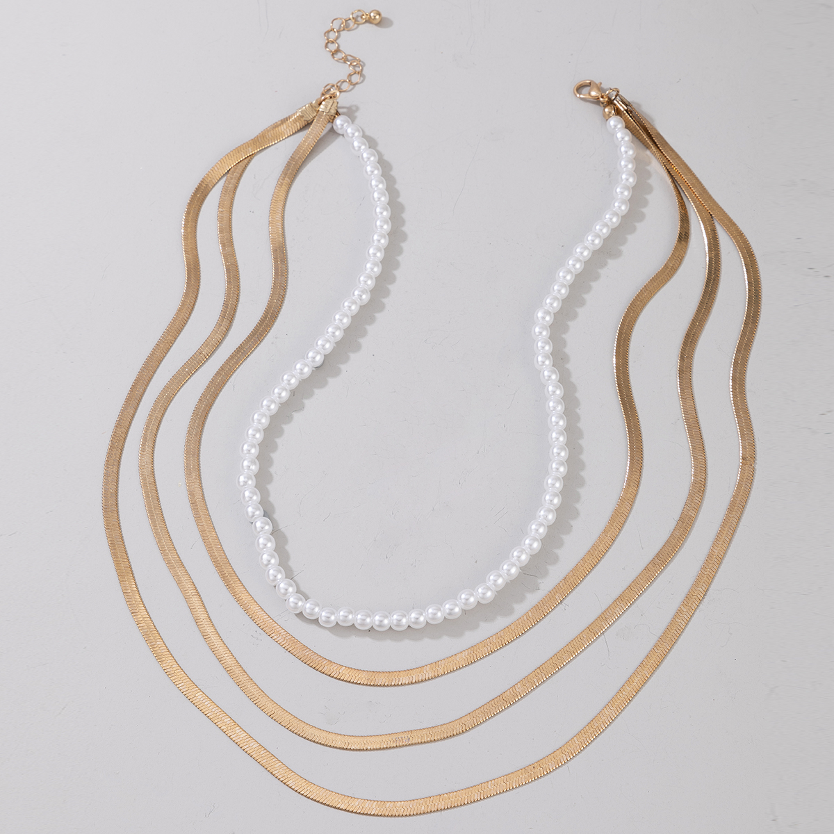 Simple Pearl Exaggerated Gold Chain Four-layer Necklace display picture 2