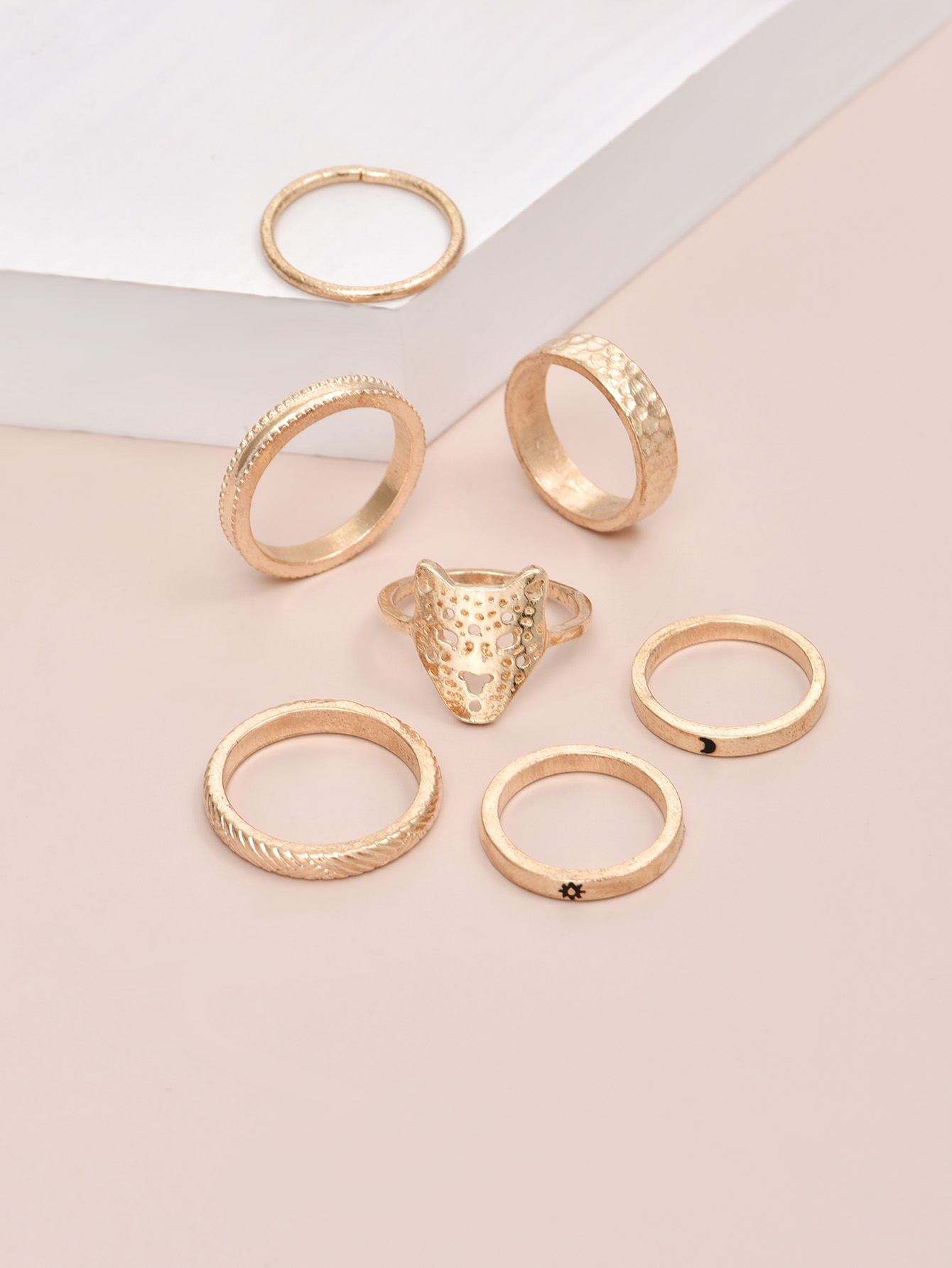 New Creative Simple 7-piece Ring Set display picture 2