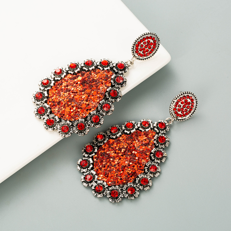 New Rhinestone Leather Sequin Earrings display picture 4