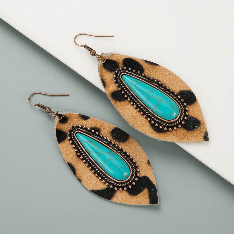 Exaggerated Drop-shaped Turquoise Leather Leopard Print Earrings display picture 6