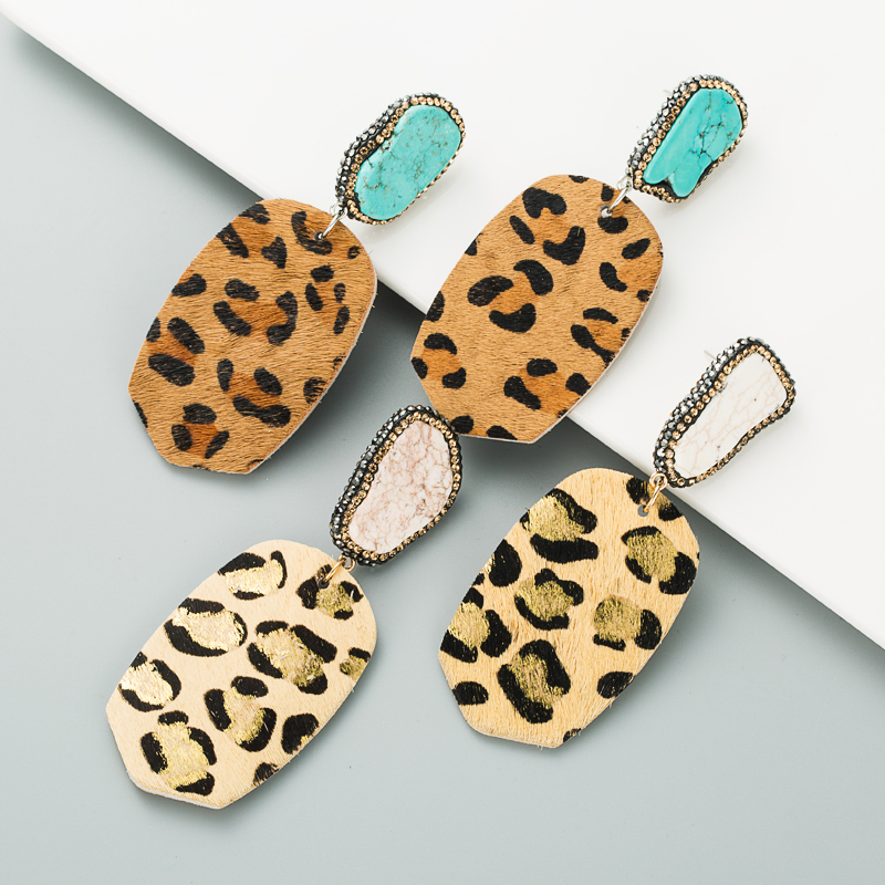 Fashion Exaggerated Geometric Leather Leopard Print Earrings display picture 2