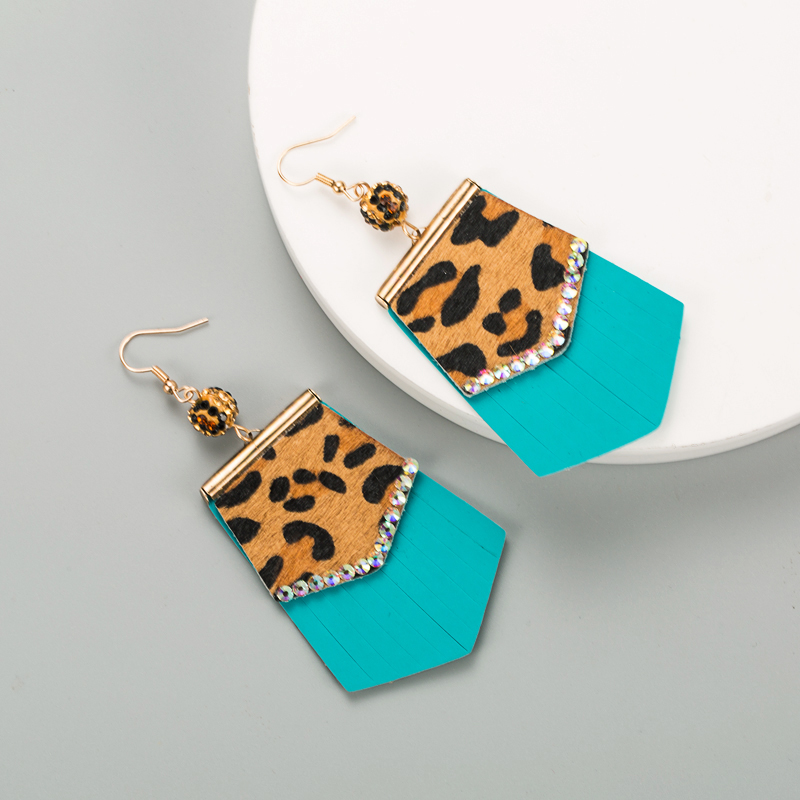 Leopard Print Hot Stamped Long Leather Rhinestone Earrings Bohemian Earrings display picture 6