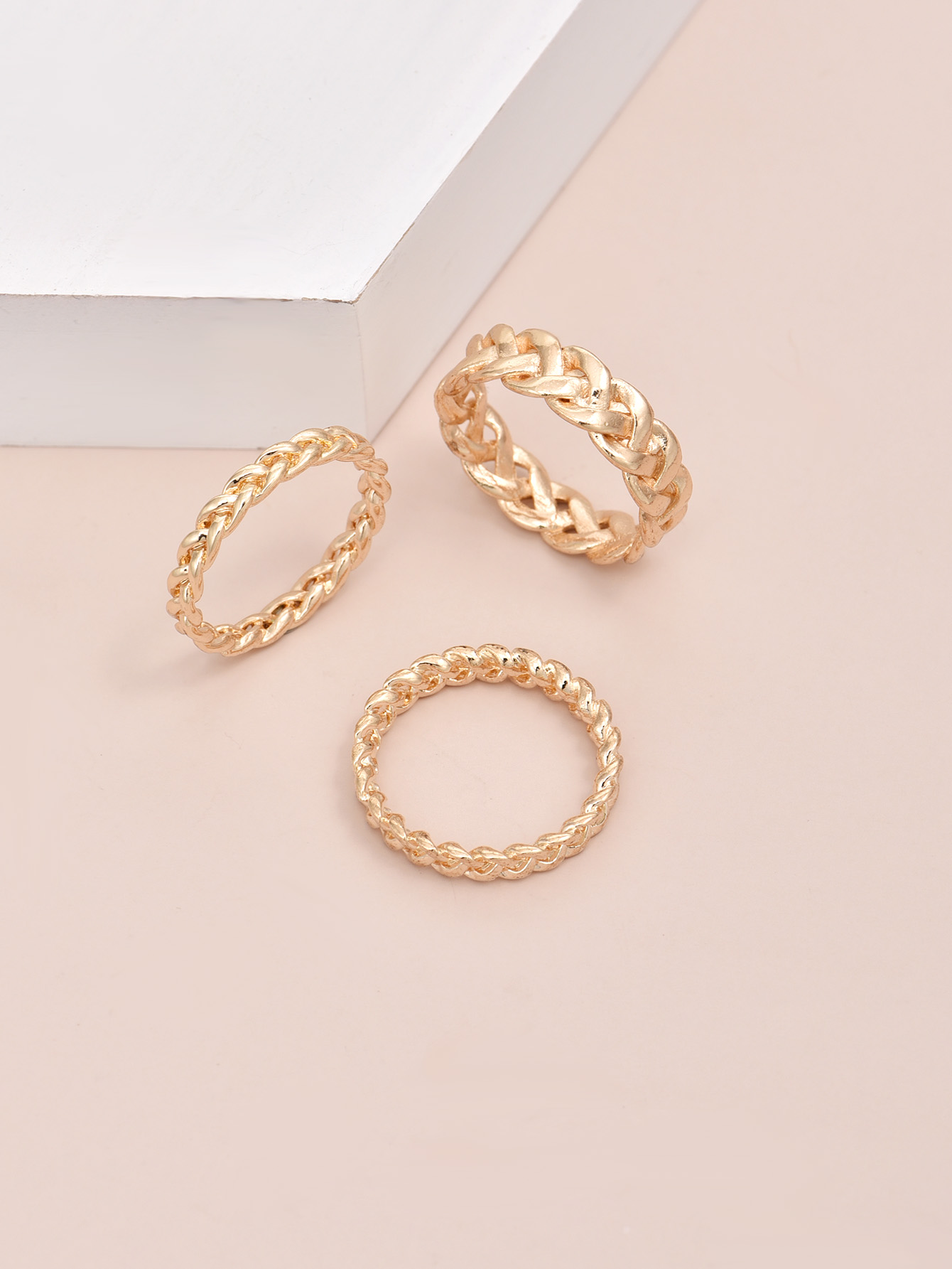 Simple Fashion Twist Ring Set display picture 2