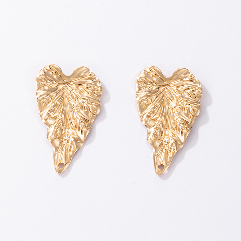 New Exaggerated Golden Leaf Earrings display picture 1
