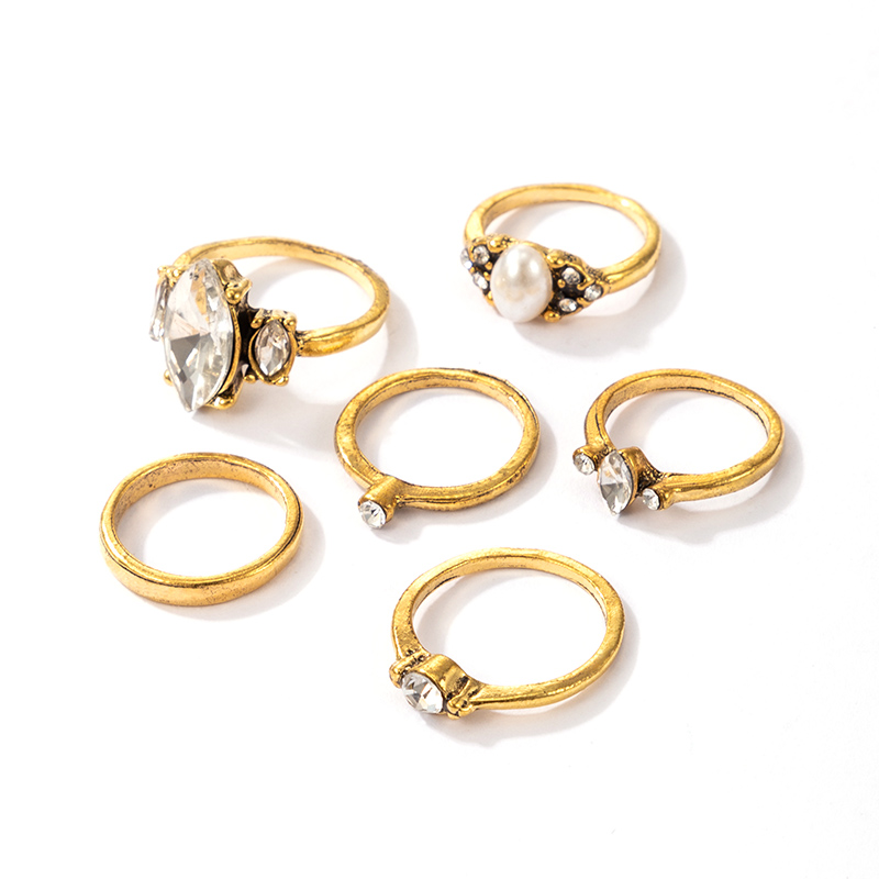 Fashion Gold-plated Pearl Rhinestone 6-piece Rings Set display picture 5