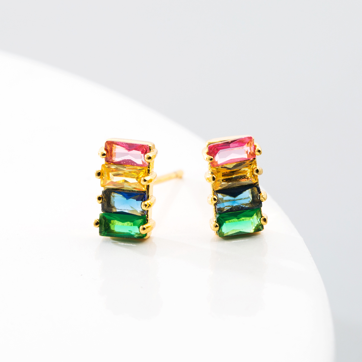 Fashion New Simple Style Rainbow Colorful Zircon Geometric Earrings display picture 2