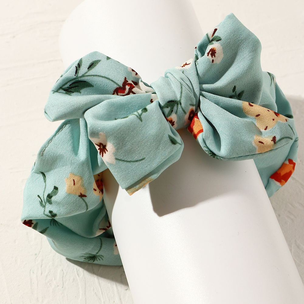 Retro Floral Bowknot Fabric Hair Scrunchies display picture 3